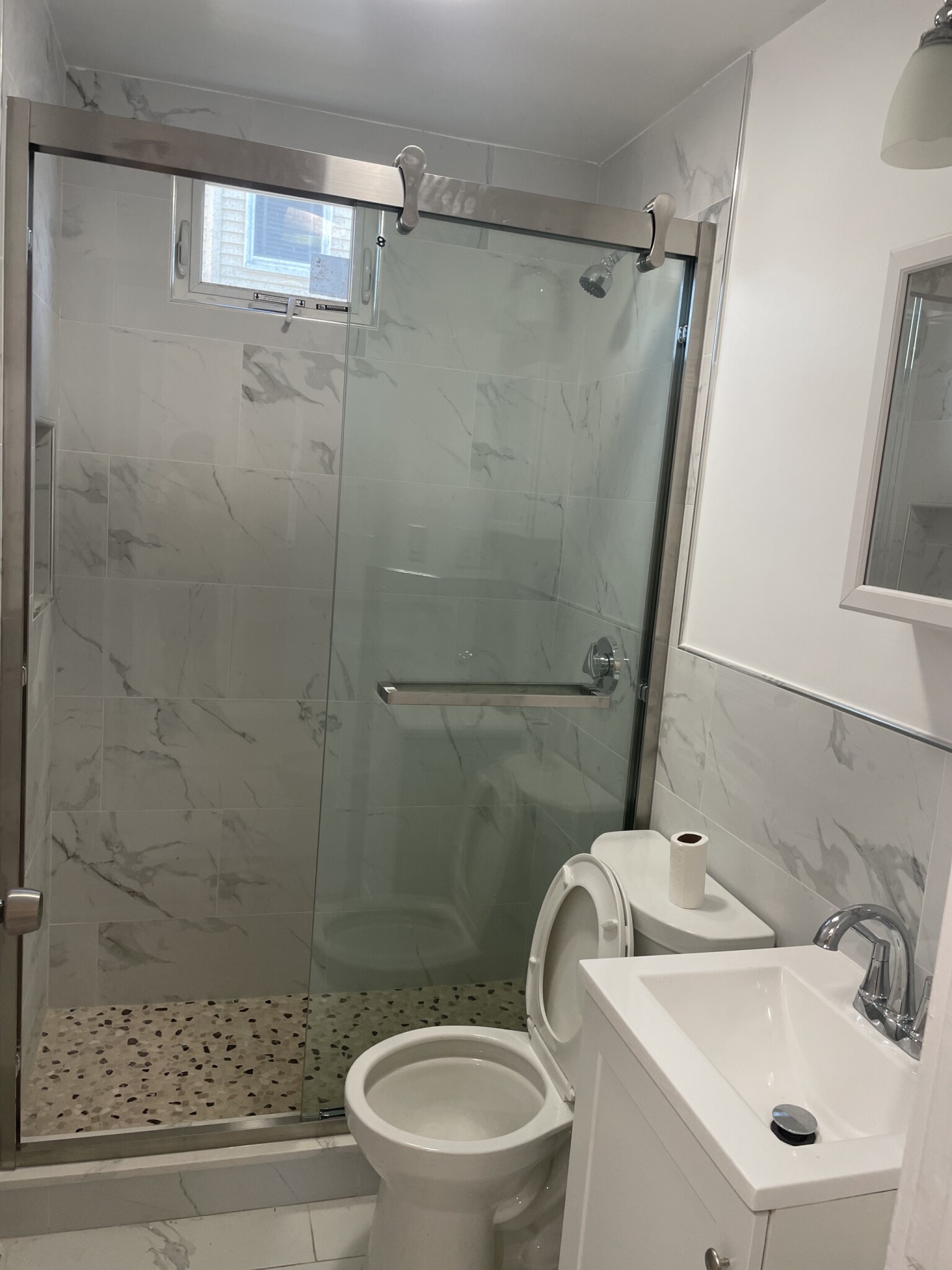 2 bed, 1 bath apartment for rent at 22 West Squantum St Unit 1, North Quincy — photo 24 of 25