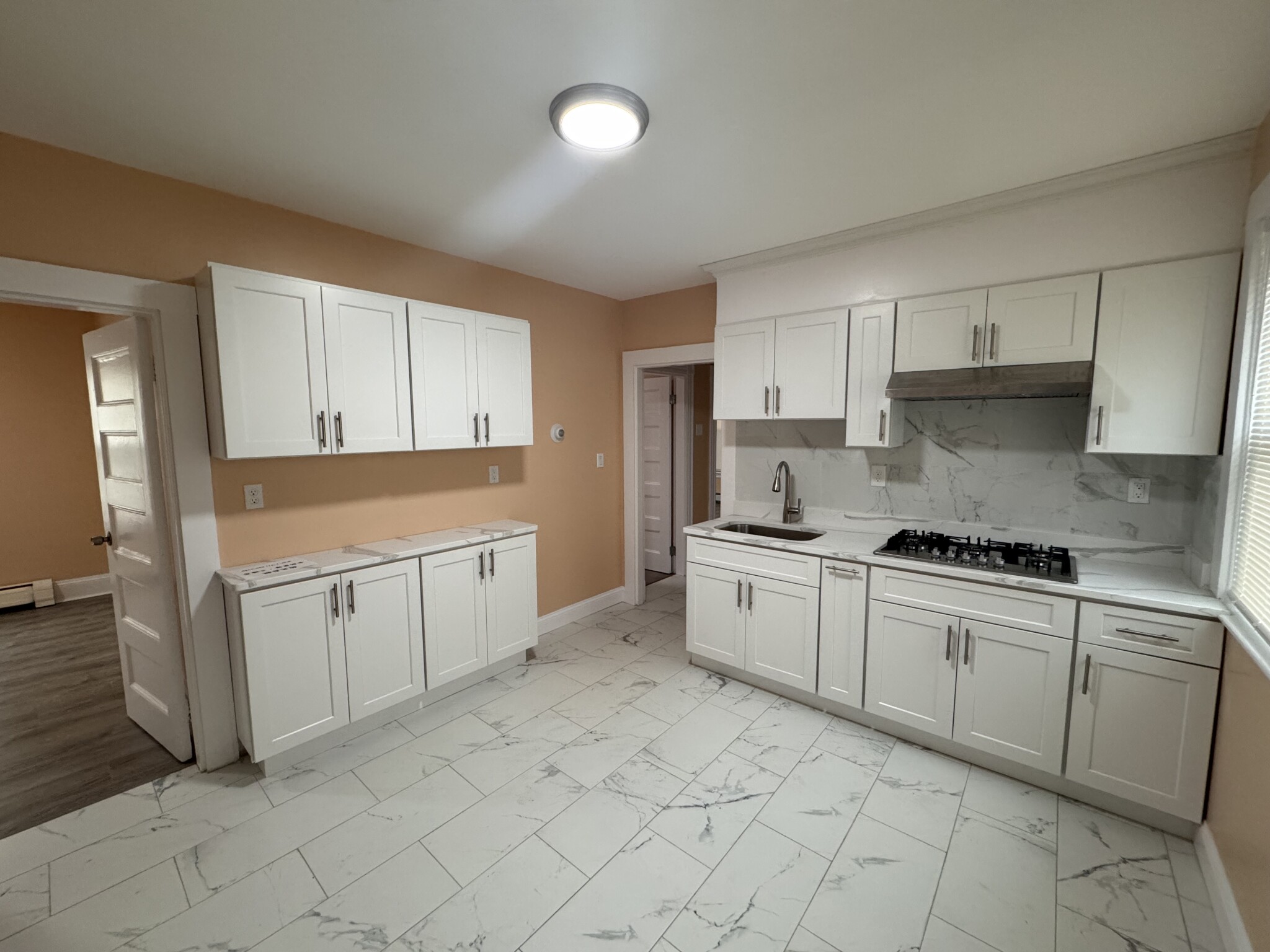 2 bed, 1 bath apartment for rent at 22 West Squantum St Unit 1, North Quincy — photo 1 of 25