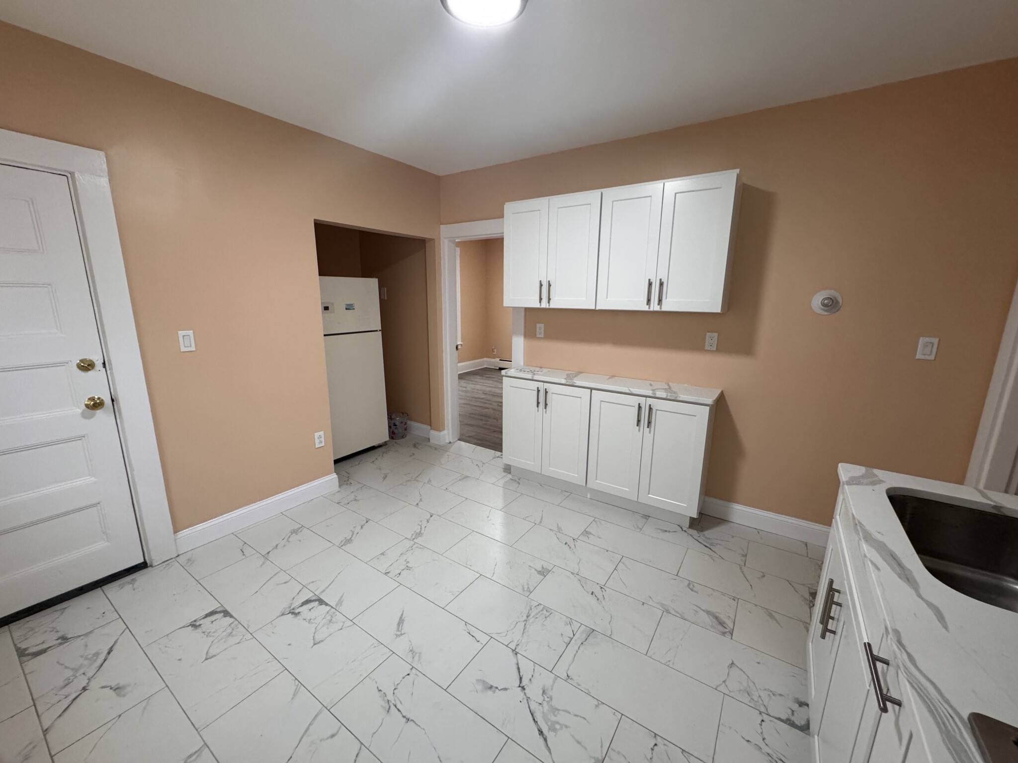 2 bed, 1 bath apartment for rent at 22 West Squantum St Unit 1, North Quincy — photo 6 of 25