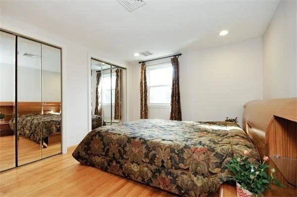 5 bed, 4+ bath apartment for rent at 22 Westlund Rd, Belmont — photo 15 of 26