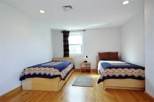 5 bed, 4+ bath apartment for rent at 22 Westlund Rd, Belmont — photo 12 of 26
