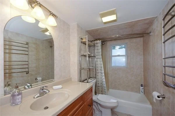 5 bed, 4+ bath apartment for rent at 22 Westlund Rd, Belmont — photo 16 of 26