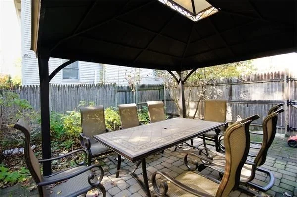 5 bed, 4+ bath apartment for rent at 22 Westlund Rd, Belmont — photo 24 of 26