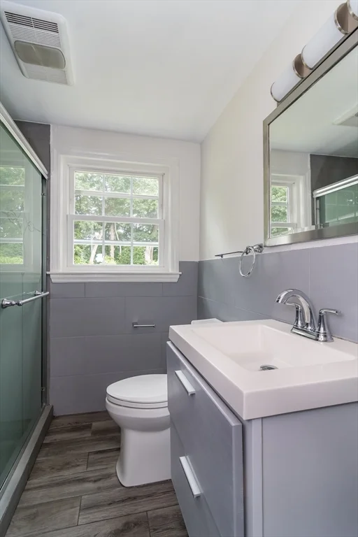 4 bed, 2 bath apartment for rent at 22 Wethersfield Rd, Natick — photo 18 of 22