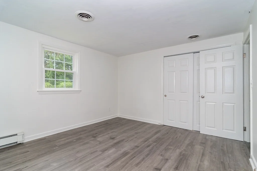 4 bed, 2 bath apartment for rent at 22 Wethersfield Rd, Natick — photo 14 of 22