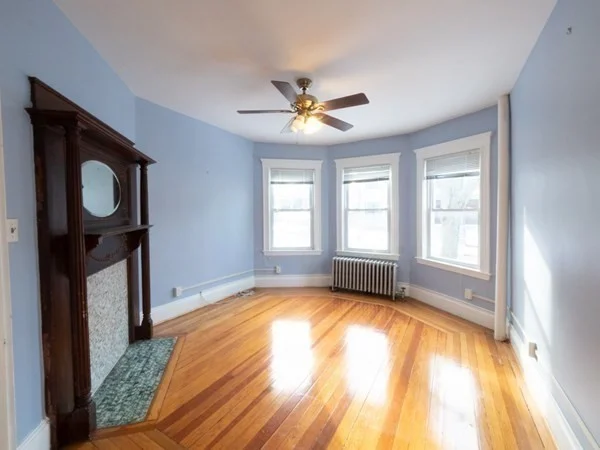 5 bed, 3 bath apartment for rent at 22 Winslow Rd Unit 22-22, Coolidge Corner — photo 2 of 22