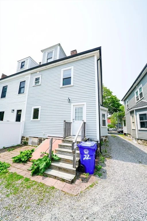 6 bed, 3 bath apartment for rent at 22 Winslow Rd Unit 22, North Brookline — photo 25 of 25