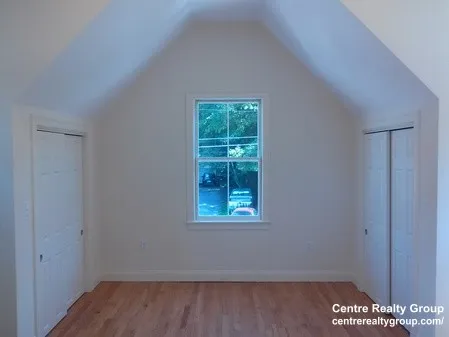 1 bed, 1 bath apartment for rent at 22 Winter St Unit 1, Newton Upper Falls — photo 5 of 10