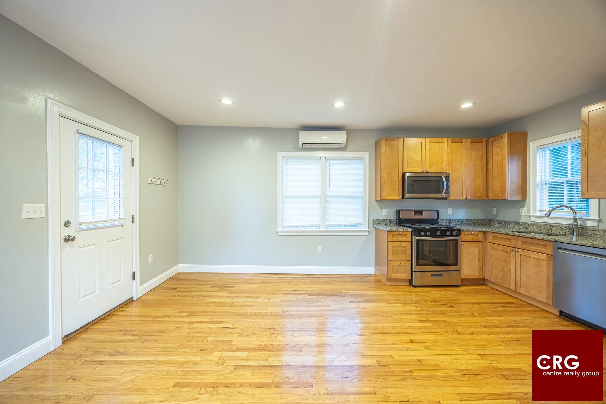 1 bed, 1 bath apartment for rent at 22 Winter St Unit 1, Newton Upper Falls — photo 3 of 20