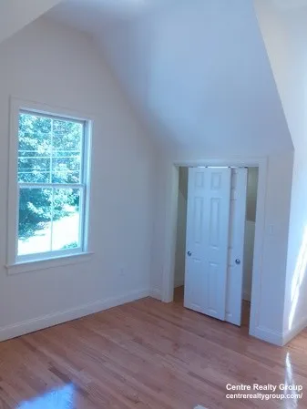 1 bed, 1 bath apartment for rent at 22 Winter St Unit 1, Newton Upper Falls — photo 2 of 10
