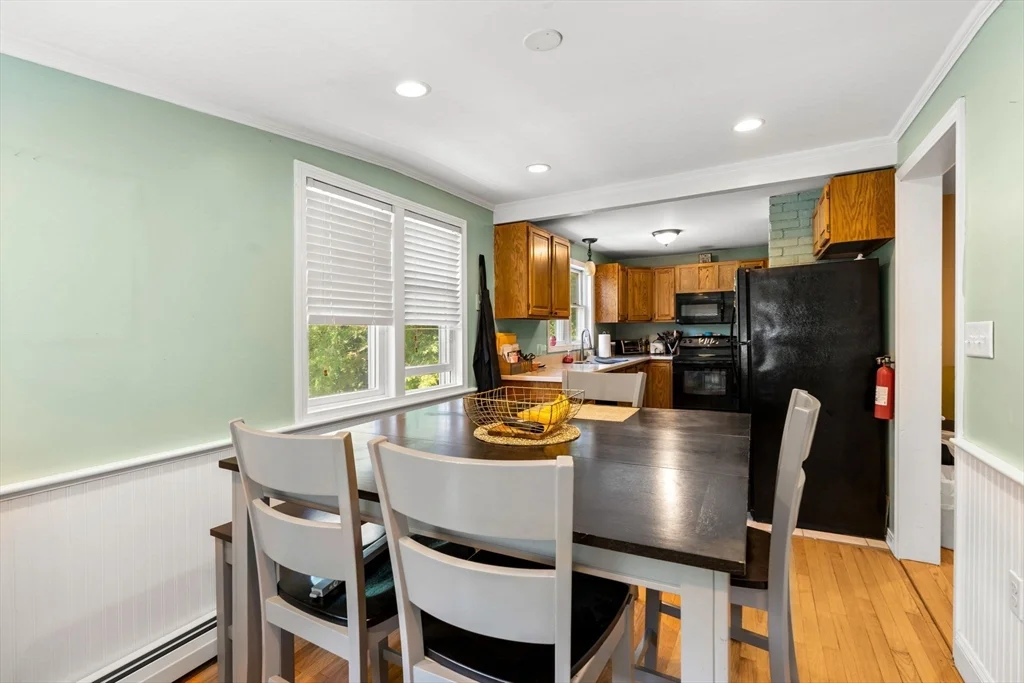 4 bed, 1 bath apartment for rent at 22 Witham St Unit 1, Gloucester — photo 18 of 27