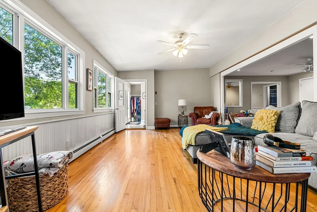 4 bed, 1 bath apartment for rent at 22 Witham St Unit 1, Gloucester — photo 10 of 27
