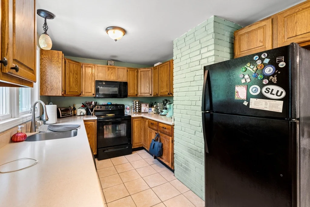 4 bed, 1 bath apartment for rent at 22 Witham St Unit 1, Gloucester — photo 20 of 27