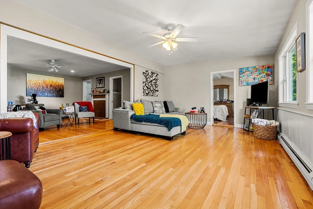 4 bed, 1 bath apartment for rent at 22 Witham St Unit 1, Gloucester — photo 9 of 27