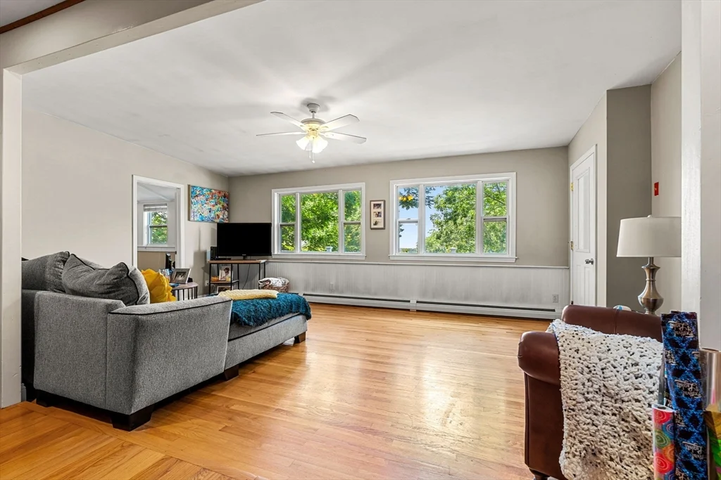 4 bed, 1 bath apartment for rent at 22 Witham St Unit 1, Gloucester — photo 12 of 27