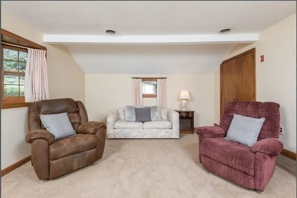 3 bed, 1 bath apartment for rent at 22 Woodedge Ln, Braintree — photo 9 of 16
