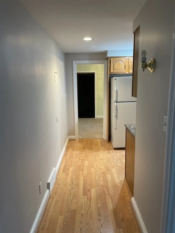 3 bed, 1 bath apartment for rent at 22 Woodedge Ln, Braintree — photo 5 of 16