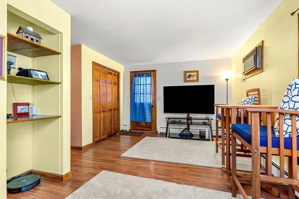 1 bed, 1 bath apartment for rent at 22 Woodland St Unit 2, Merrimac — photo 12 of 15
