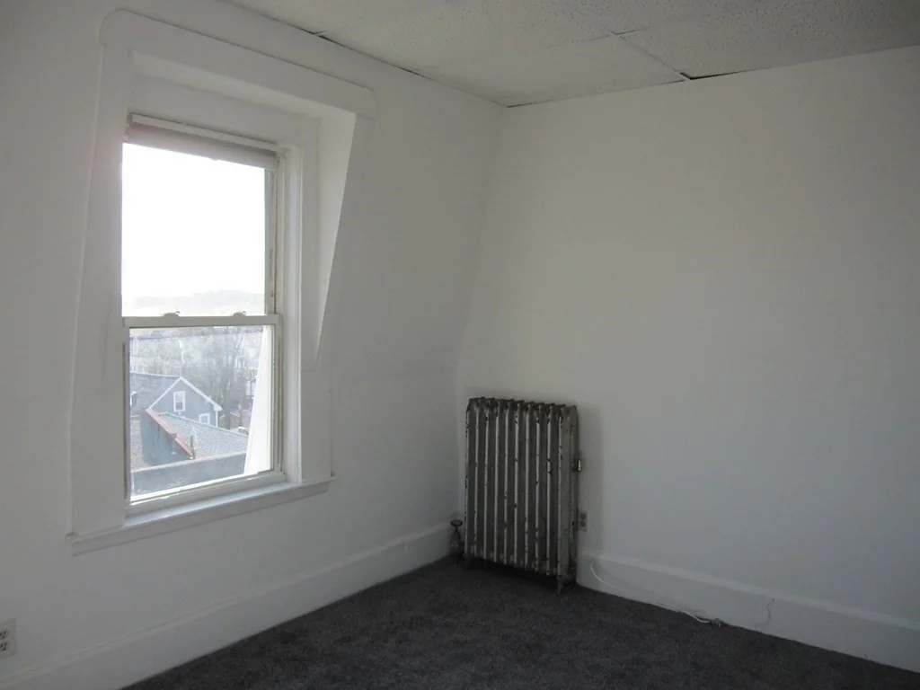 2 bed, 1 bath apartment for rent at 22 Woodworth Unit Top, Dorchester — photo 8 of 39