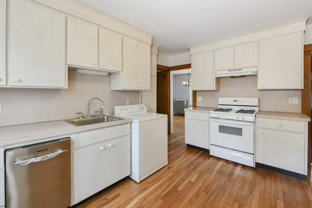2 bed, 1 bath apartment for rent at 22 Wyvern St Unit 2, Jamaica Plain — photo 6 of 18