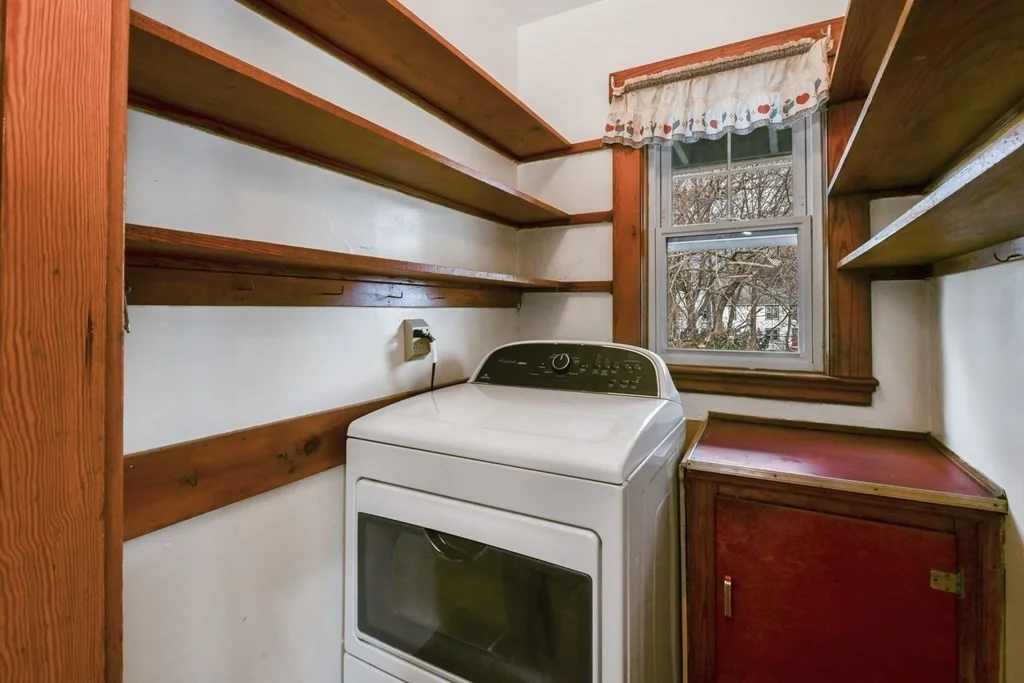 2 bed, 1 bath apartment for rent at 22 Wyvern St Unit 2, Jamaica Plain — photo 7 of 18