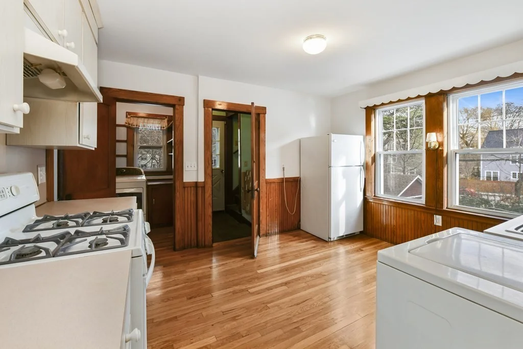 2 bed, 1 bath apartment for rent at 22 Wyvern St Unit 2, Jamaica Plain — photo 8 of 18