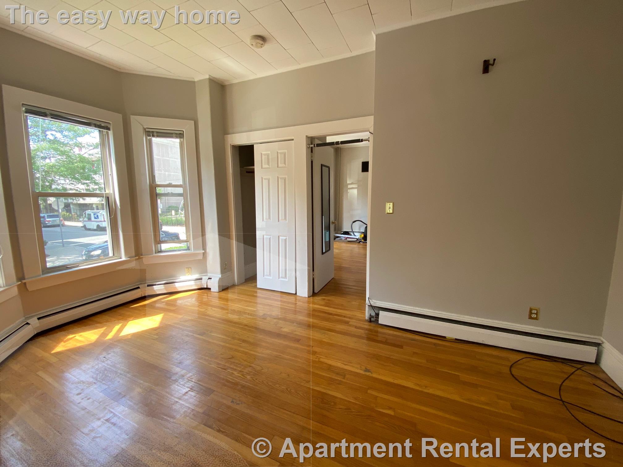 1 bed, 1 bath apartment for rent at 220 Banks St Unit 1, Riverside — photo 7 of 7