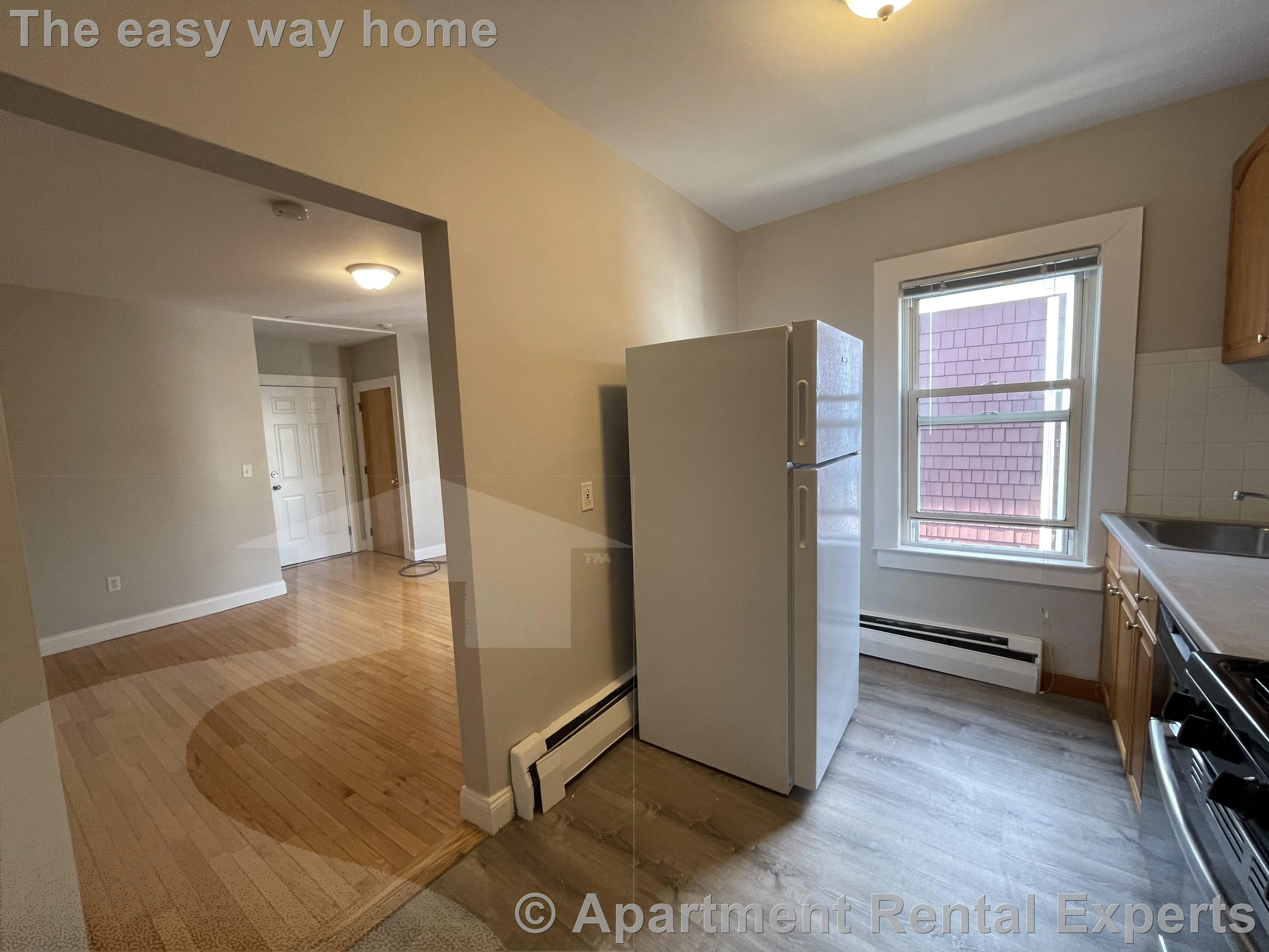 2 bed, 1 bath apartment for rent at 220 Banks St Unit 5, Riverside — photo 5 of 9
