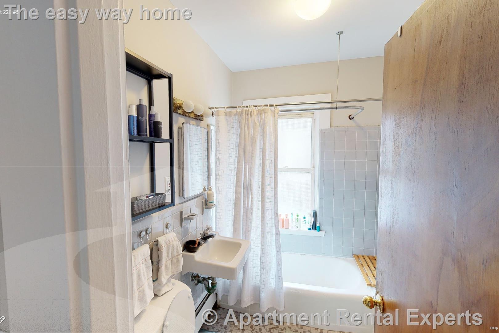 2 bed, 1 bath apartment for rent at 220 Banks St Unit 5, Riverside — photo 5 of 10