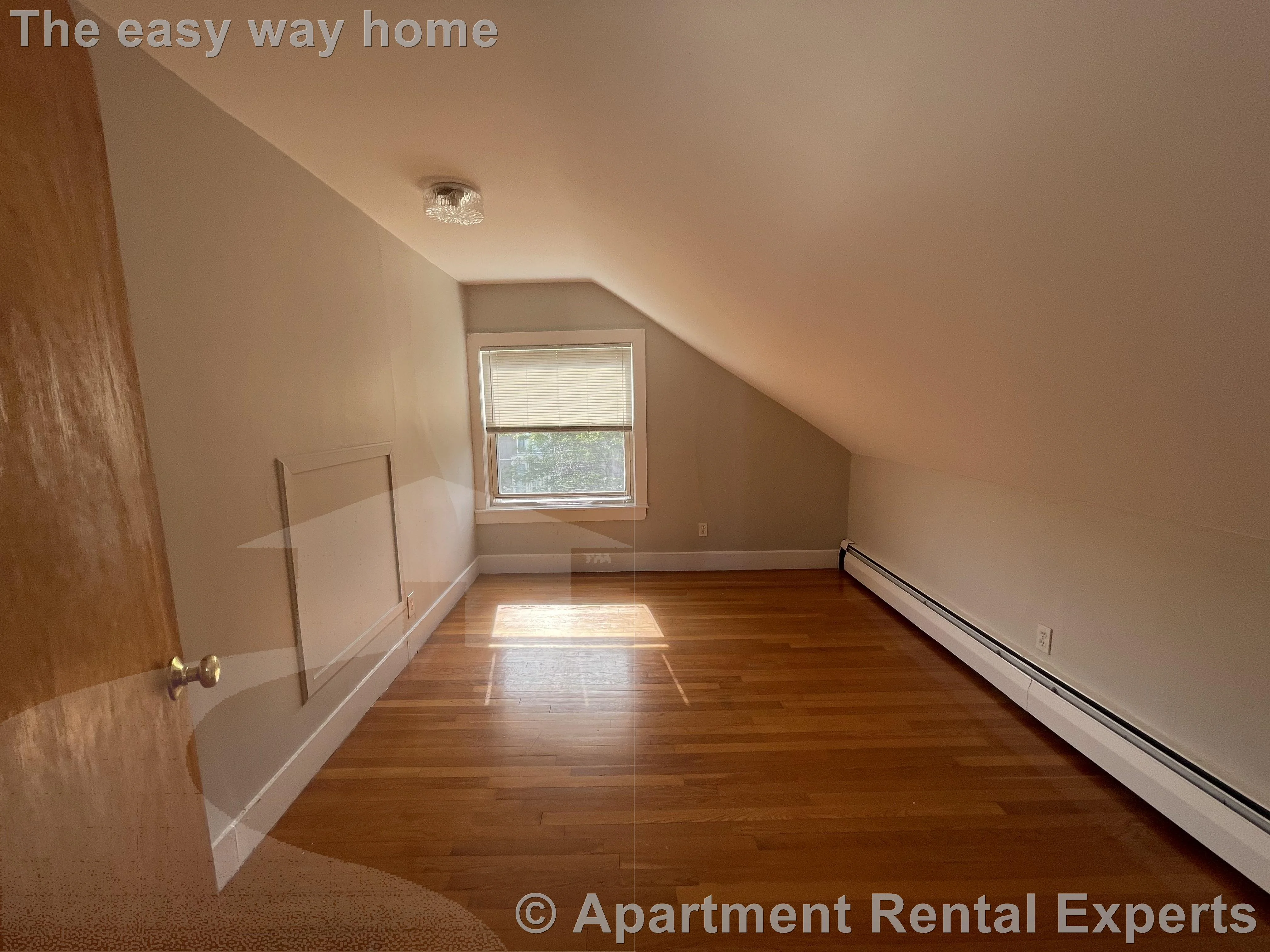 2 bed, 1 bath apartment for rent at 220 Banks St Unit 5, Riverside — photo 8 of 9