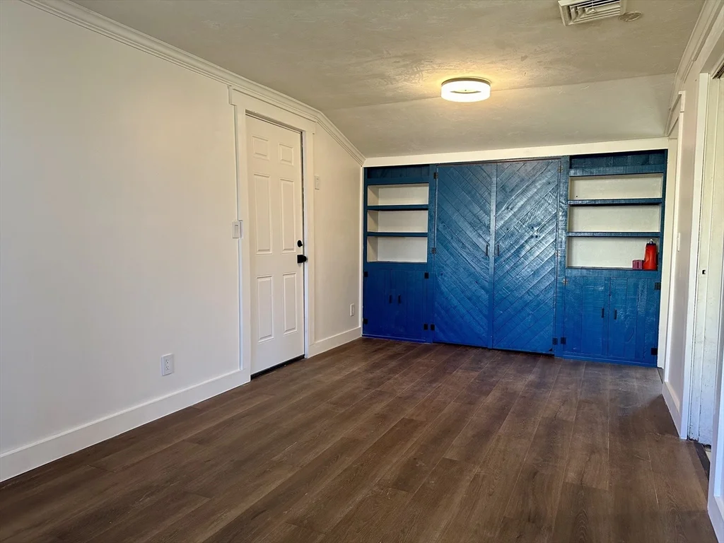 3 bed, 1 bath apartment for rent at 220 Beacon St, Framingham — photo 13 of 15