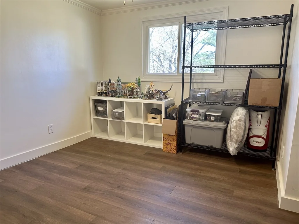 3 bed, 1 bath apartment for rent at 220 Beacon St, Framingham — photo 8 of 15