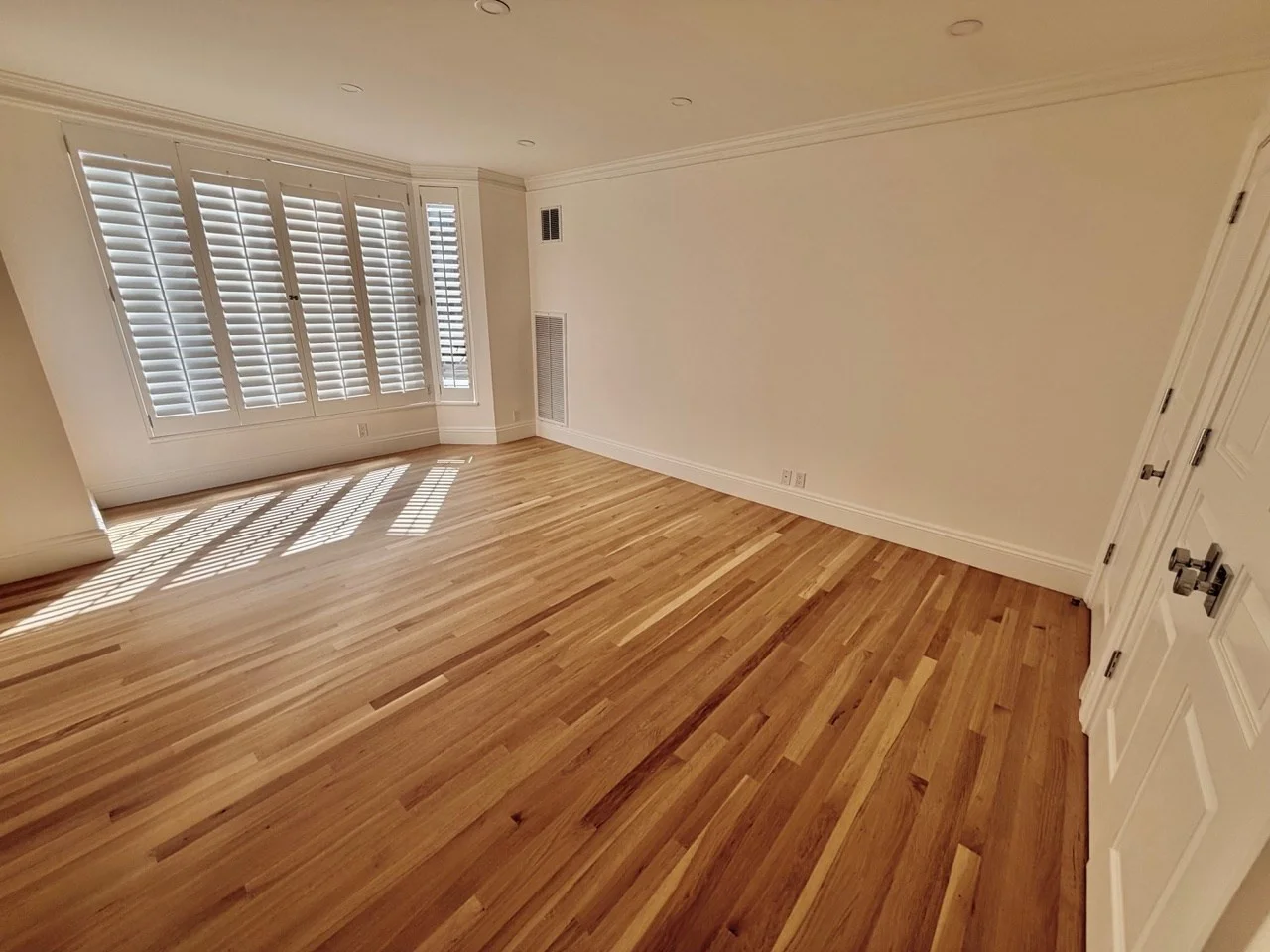 3 bed, 2 bath apartment for rent at 220 Boylston St Unit 1014-1016, Boston Downtown — photo 7 of 15