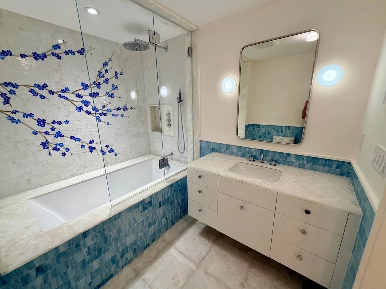 3 bed, 2 bath apartment for rent at 220 Boylston St Unit 1014-1016, Boston Downtown — photo 6 of 15