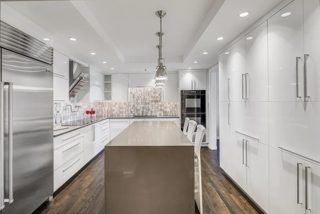 3 bed, 3 bath apartment for rent at 220 Boylston St Unit 1612/1624, Boston Downtown — photo 7 of 26