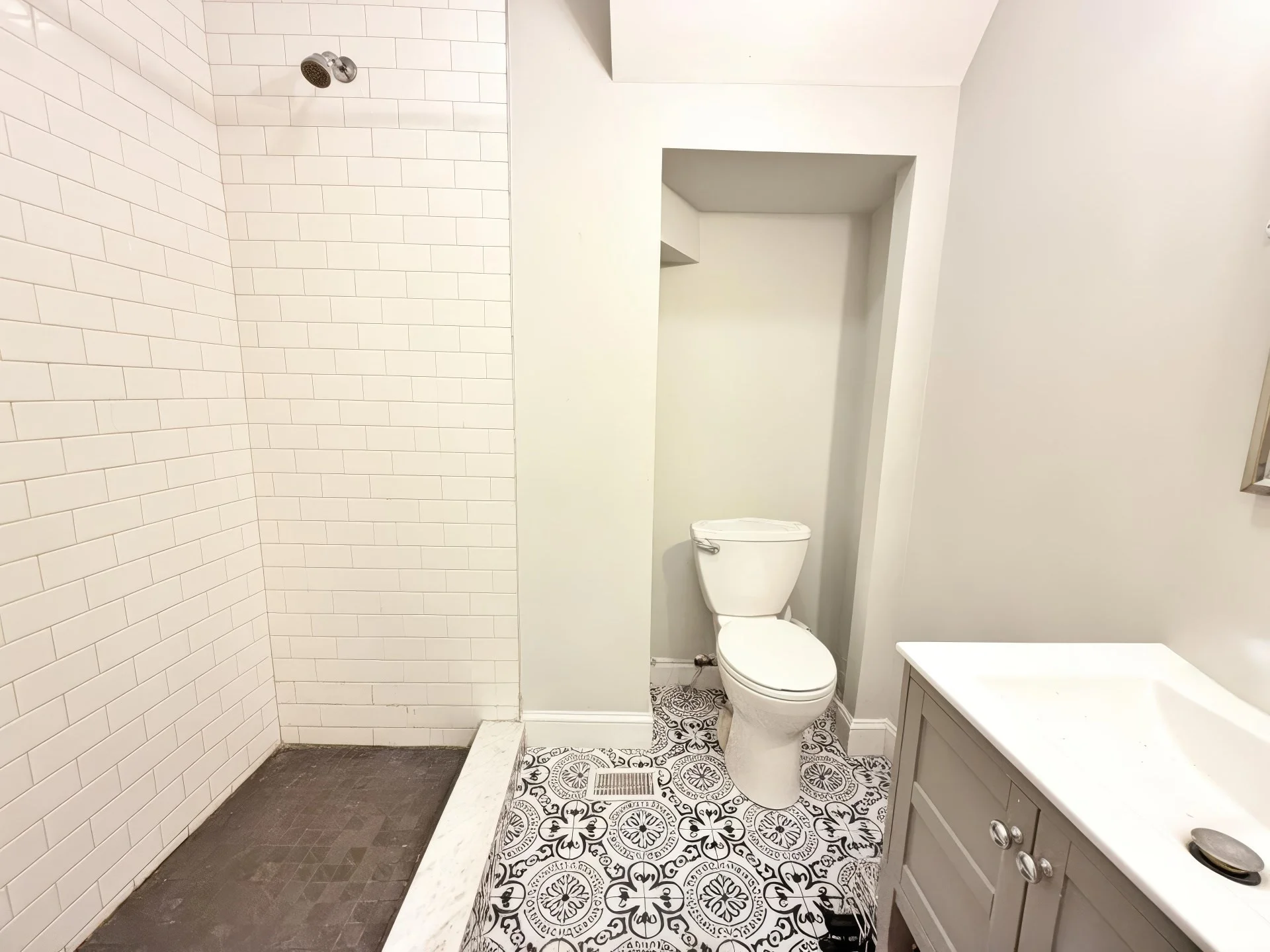 3 bed, 2 bath apartment for rent at 220 Bremen St Unit 1, East Boston — photo 7 of 11