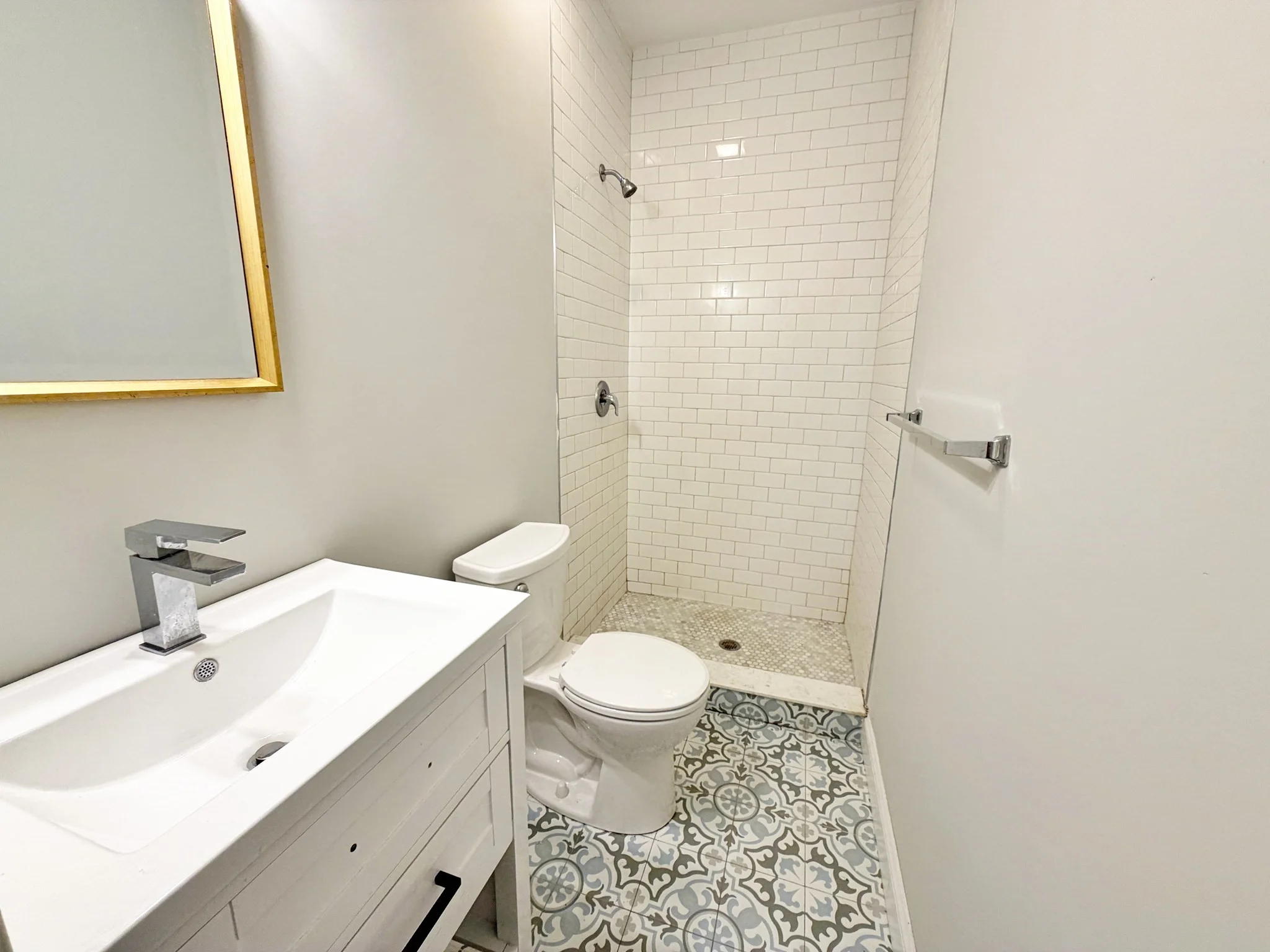 3 bed, 2 bath apartment for rent at 220 Bremen St Unit 1, East Boston — photo 14 of 14