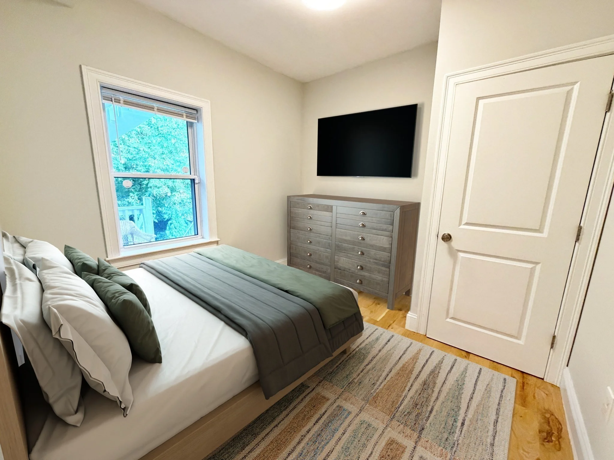 3 bed, 2 bath apartment for rent at 220 Bremen St Unit 1, East Boston — photo 8 of 14