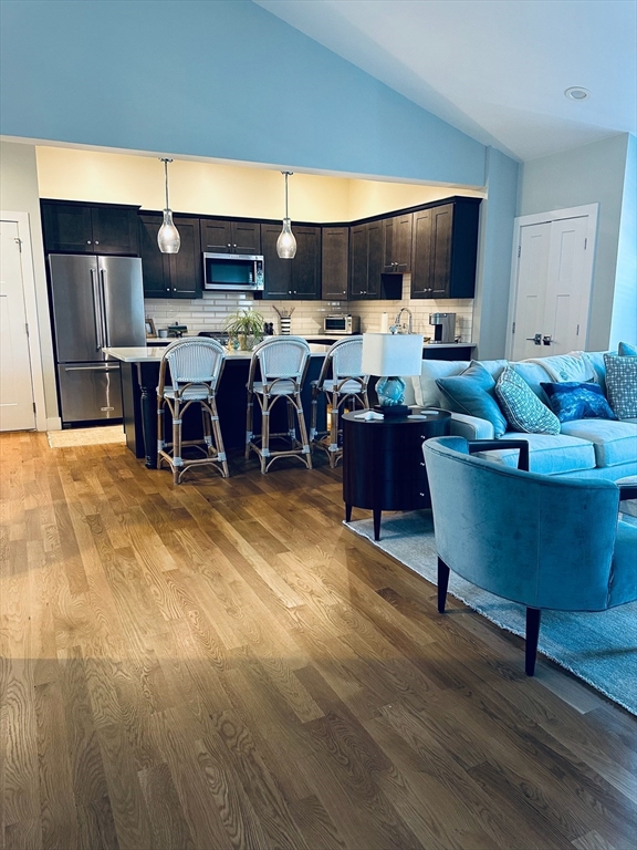 2 bed, 1 bath apartment for rent at 220 Center St Unit 14, Pembroke — photo 8 of 22