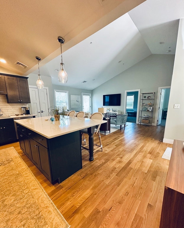 2 bed, 1 bath apartment for rent at 220 Center St Unit 14, Pembroke — photo 6 of 22