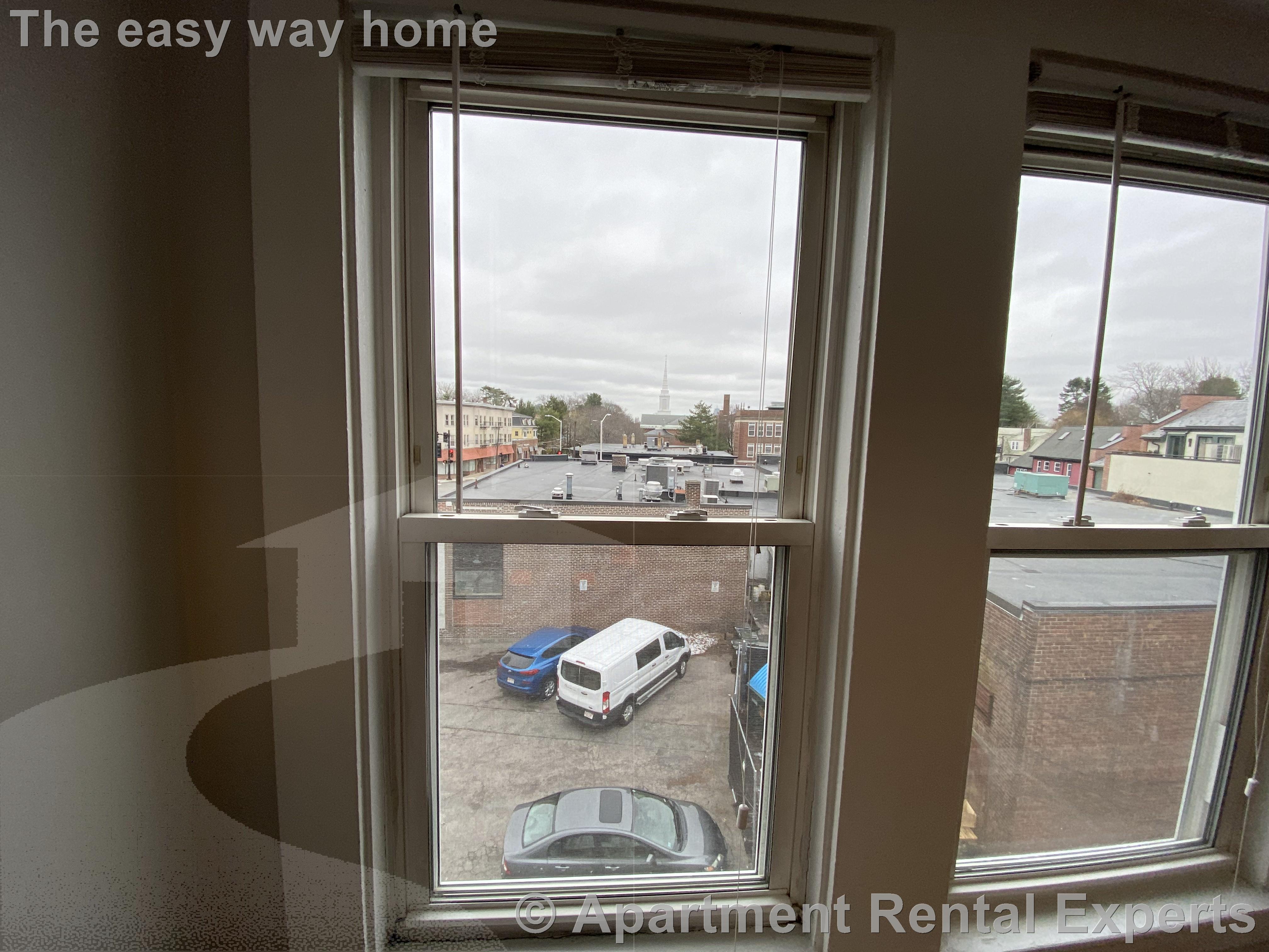 Studio bed, 1 bath apartment for rent at 220 Concord Ave Unit 3, Huron Village — photo 5 of 10