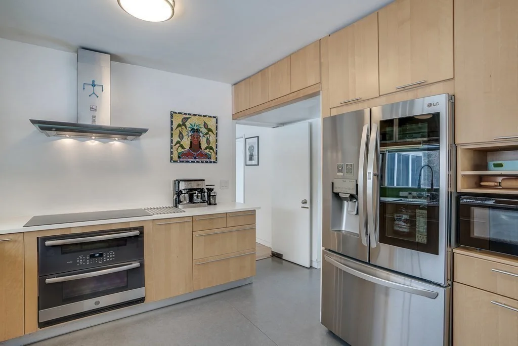 5 bed, 4+ bath apartment for rent at 220 Dudley Rd, Bedford — photo 17 of 42