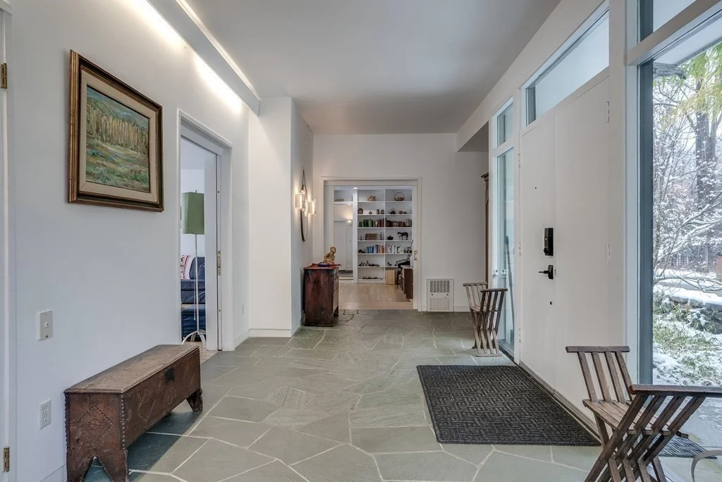 5 bed, 4+ bath apartment for rent at 220 Dudley Rd, Bedford — photo 8 of 42