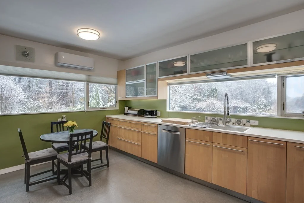 5 bed, 4+ bath apartment for rent at 220 Dudley Rd, Bedford — photo 19 of 42