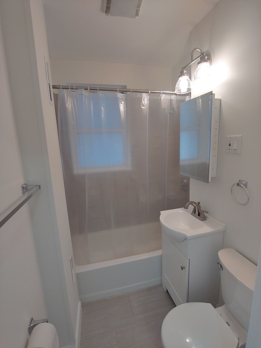 1 bed, 1 bath apartment for rent at 220 Hanover St Unit 12, North End — photo 20 of 31