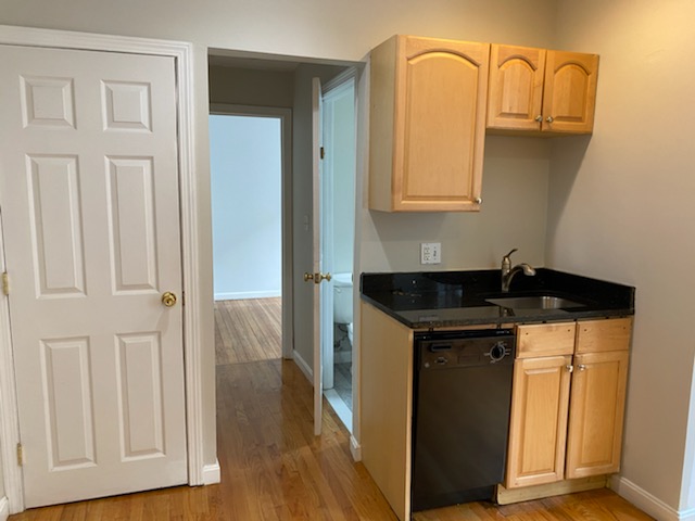 1 bed, 1 bath apartment for rent at 220 Hanover St Unit 18, North End — photo 11 of 21