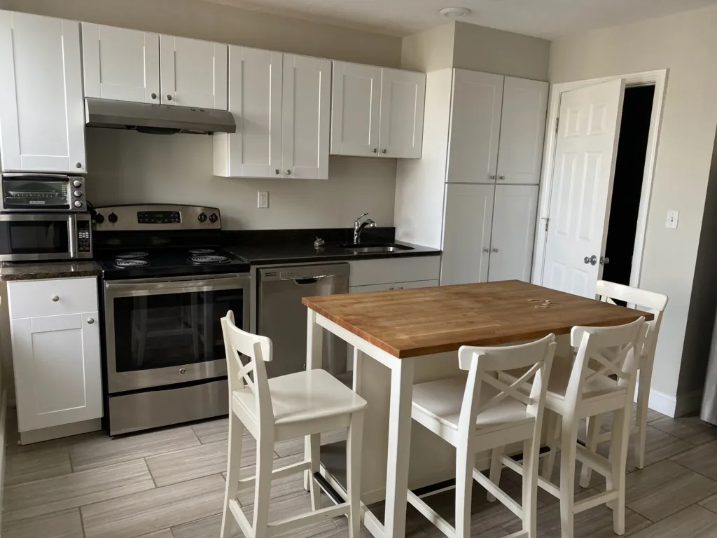 3 bed, 2 bath apartment for rent at 220 Hanover St Unit 22, North End — photo 31 of 57