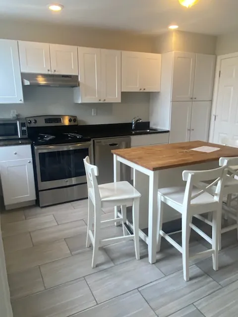 3 bed, 2 bath apartment for rent at 220 Hanover St Unit 22, North End — photo 19 of 57