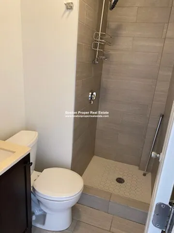 3 bed, 1 bath apartment for rent at 220 Hanover St Unit 23, North End — photo 5 of 13