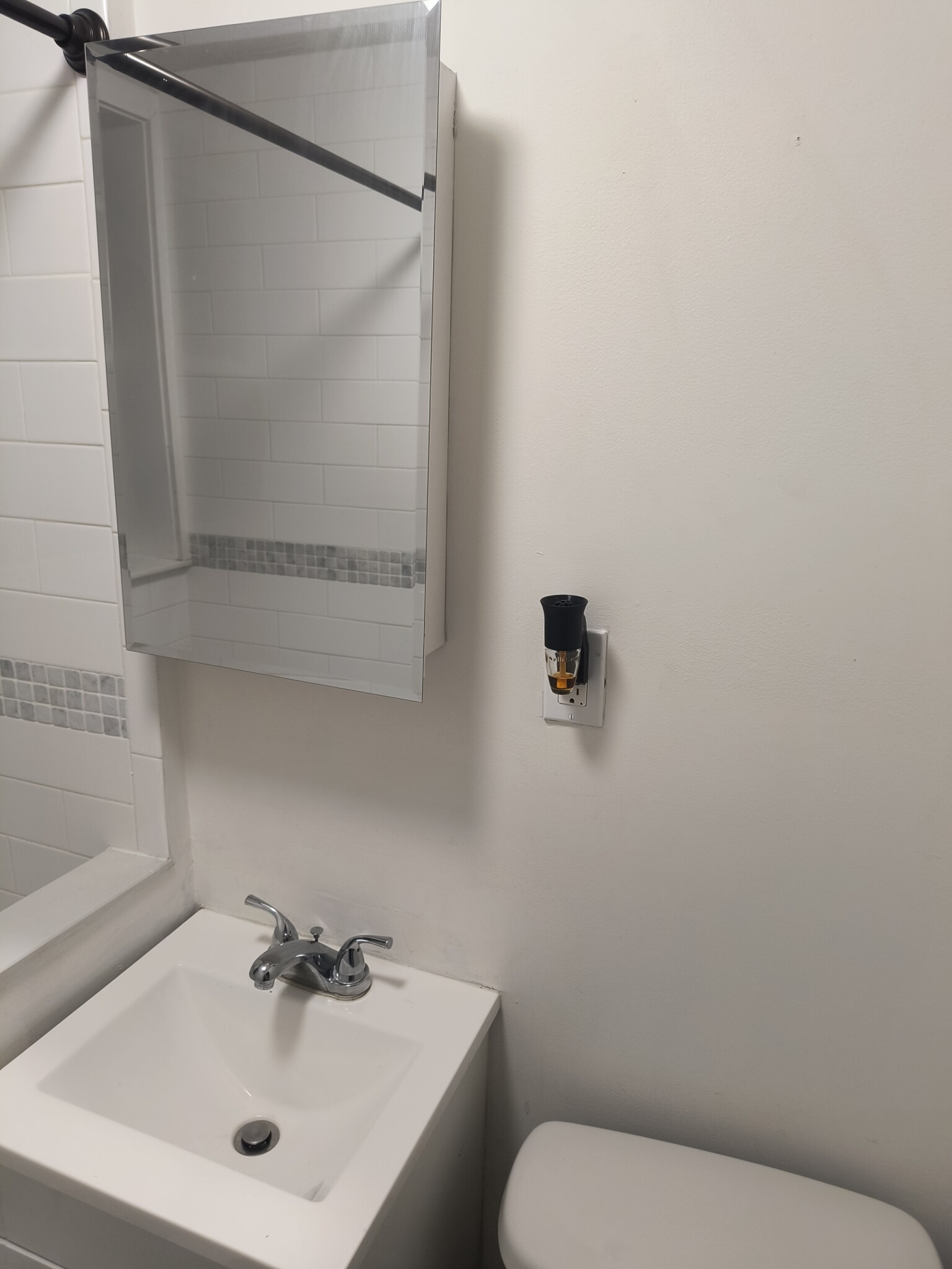 1 bed, 1 bath apartment for rent at 220 Hanover St Unit 26, North End — photo 2 of 38